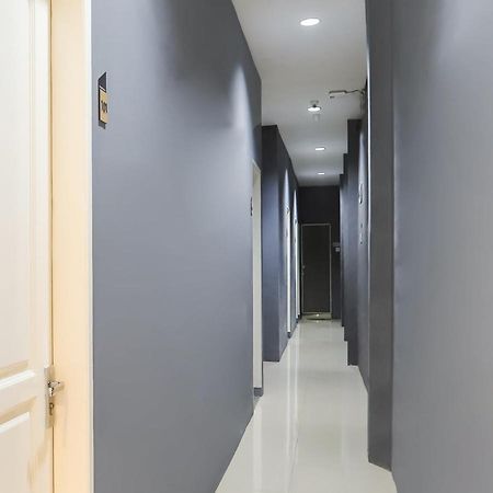 Oyo 3492 Mandala Residence Medan Ngoại thất bức ảnh