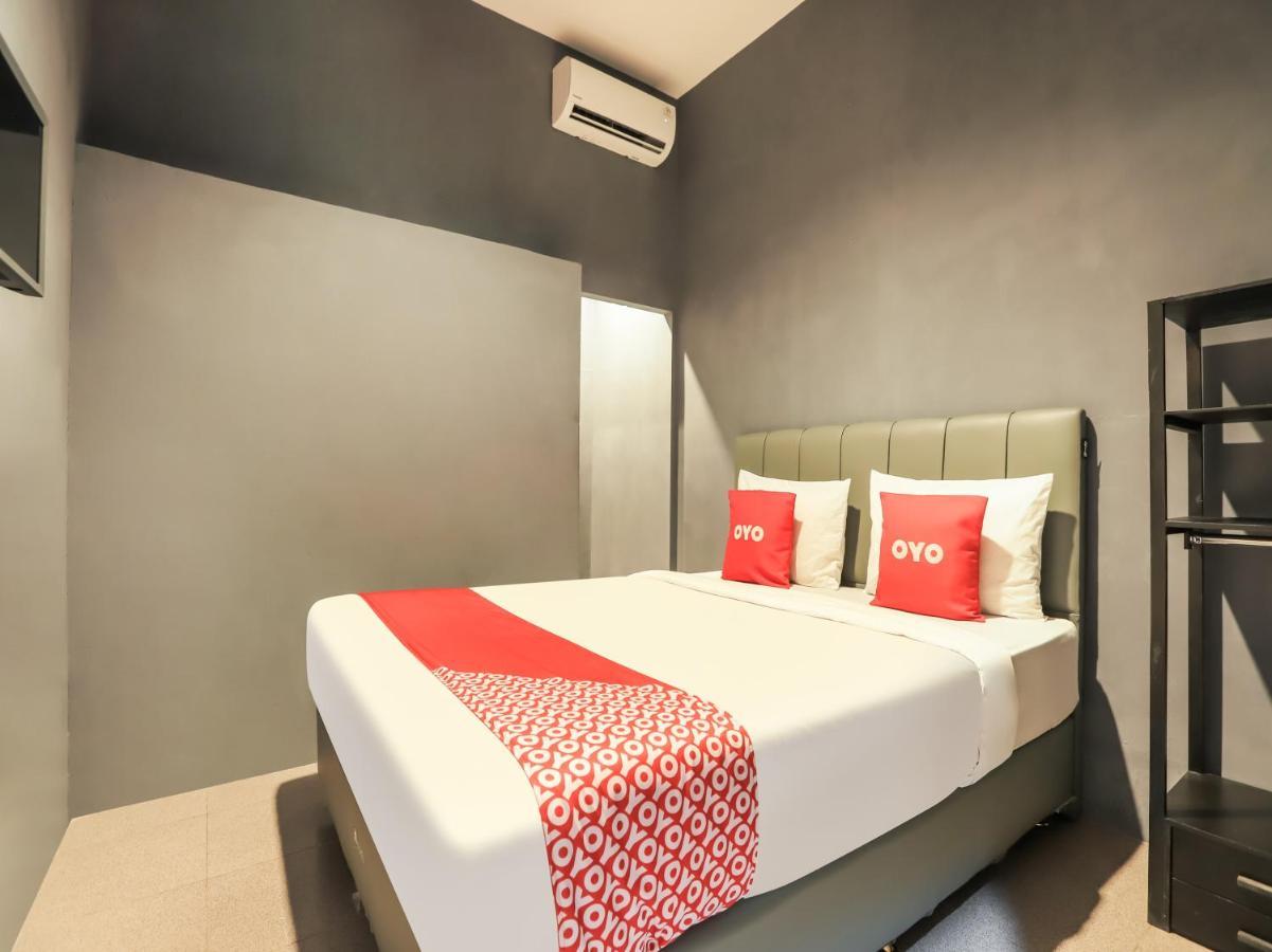 Oyo 3492 Mandala Residence Medan Ngoại thất bức ảnh